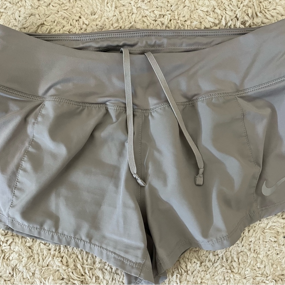 Nike Dri Fit Women's Light Gray Athletic Shorts